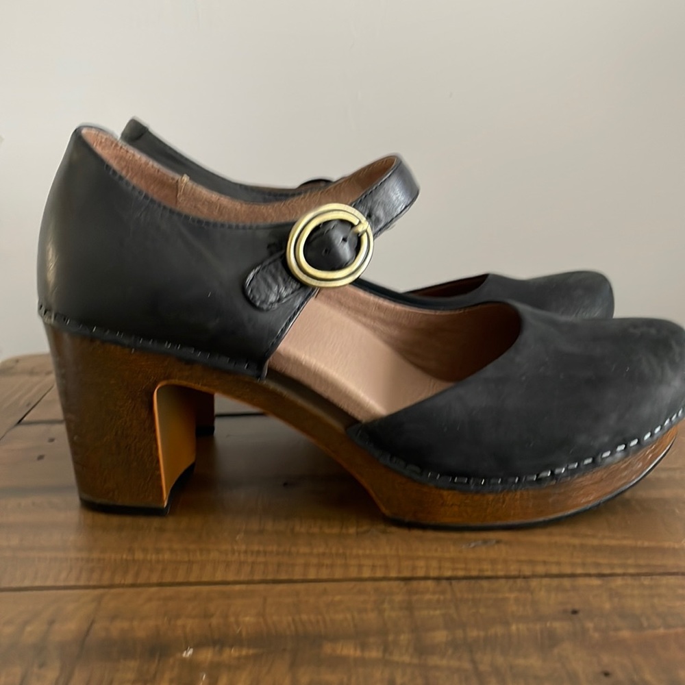 Dansko Black Platform size 40